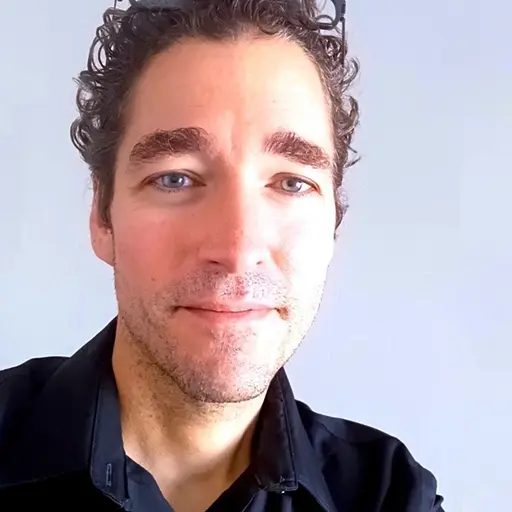 Portrait of Dr. David Gruber.